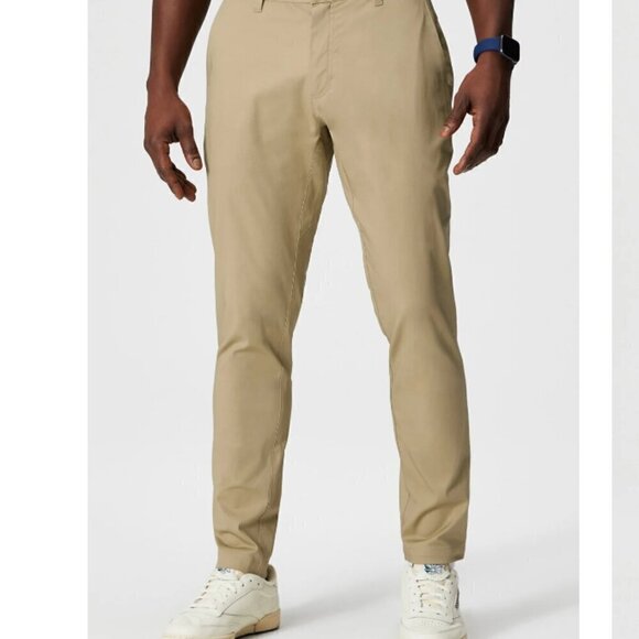 3 pairs Fabletics High Side Chino Classic Fit pants - Picture 3 of 12